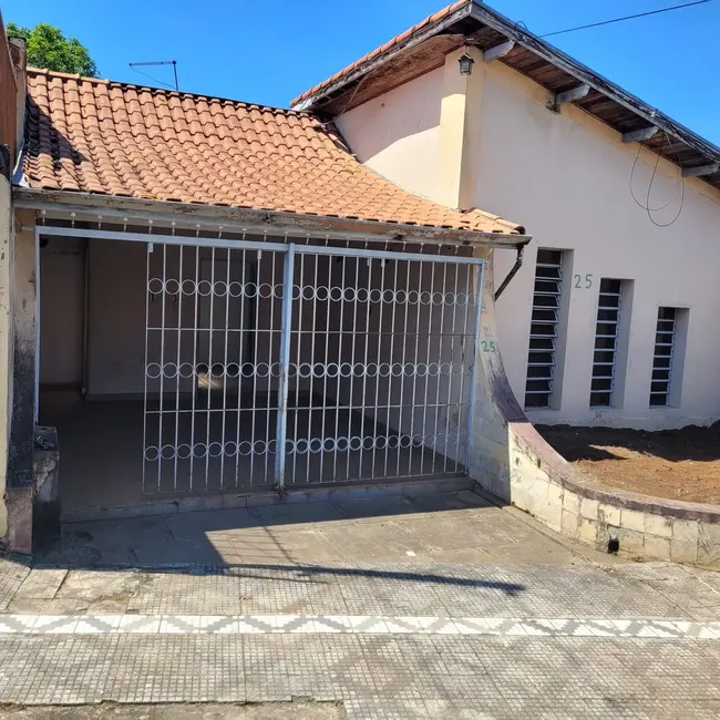 Foto 1 de Casa com 4 quartos à venda, 170m2 em Chácara Doutor Hipólito, Taubate - SP