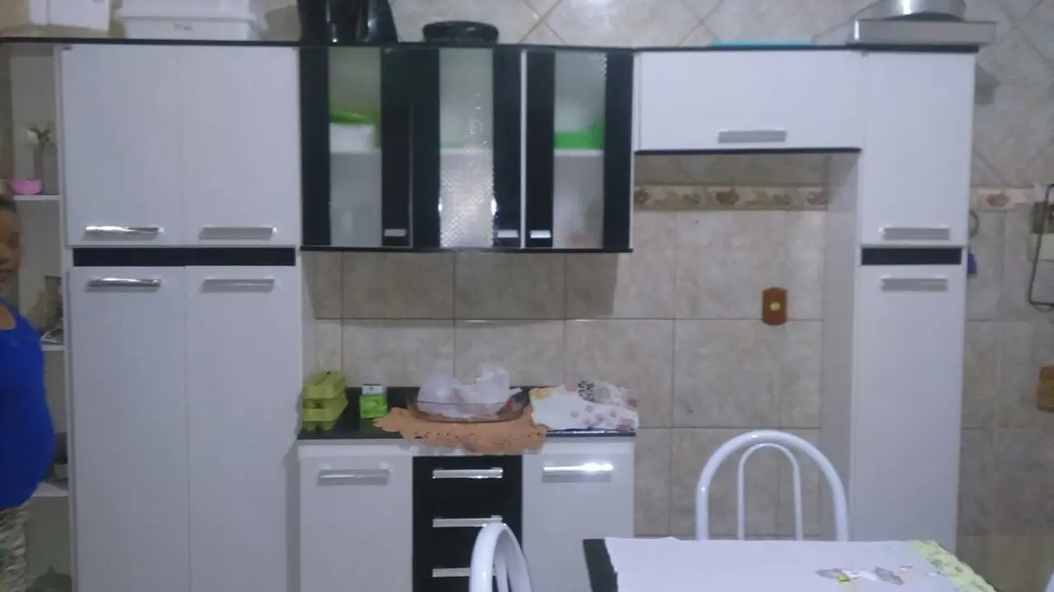 Foto 3 de Sobrado com 4 quartos à venda, 250m2 em Potim - SP