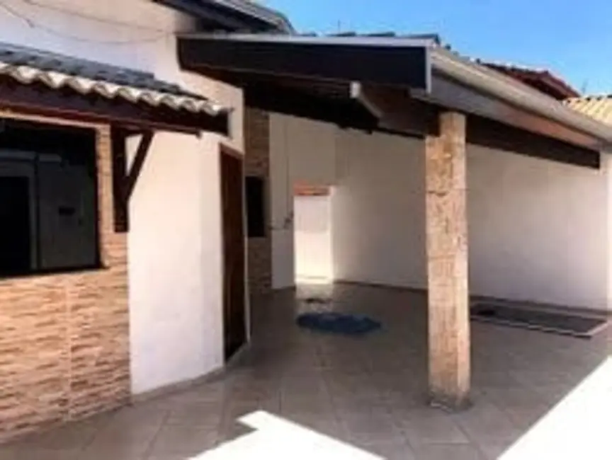 Foto 1 de Casa com 3 quartos à venda, 140m2 em Pindamonhangaba - SP