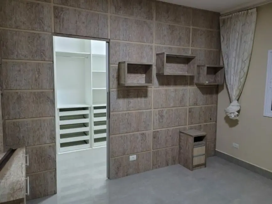 Foto 7 de Sobrado com 3 quartos à venda, 270m2 em Parque São Cristóvão, Taubate - SP