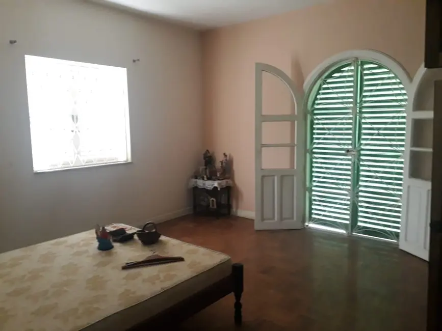 Foto 9 de Casa com 3 quartos à venda e para alugar, 235m2 em Pindamonhangaba - SP