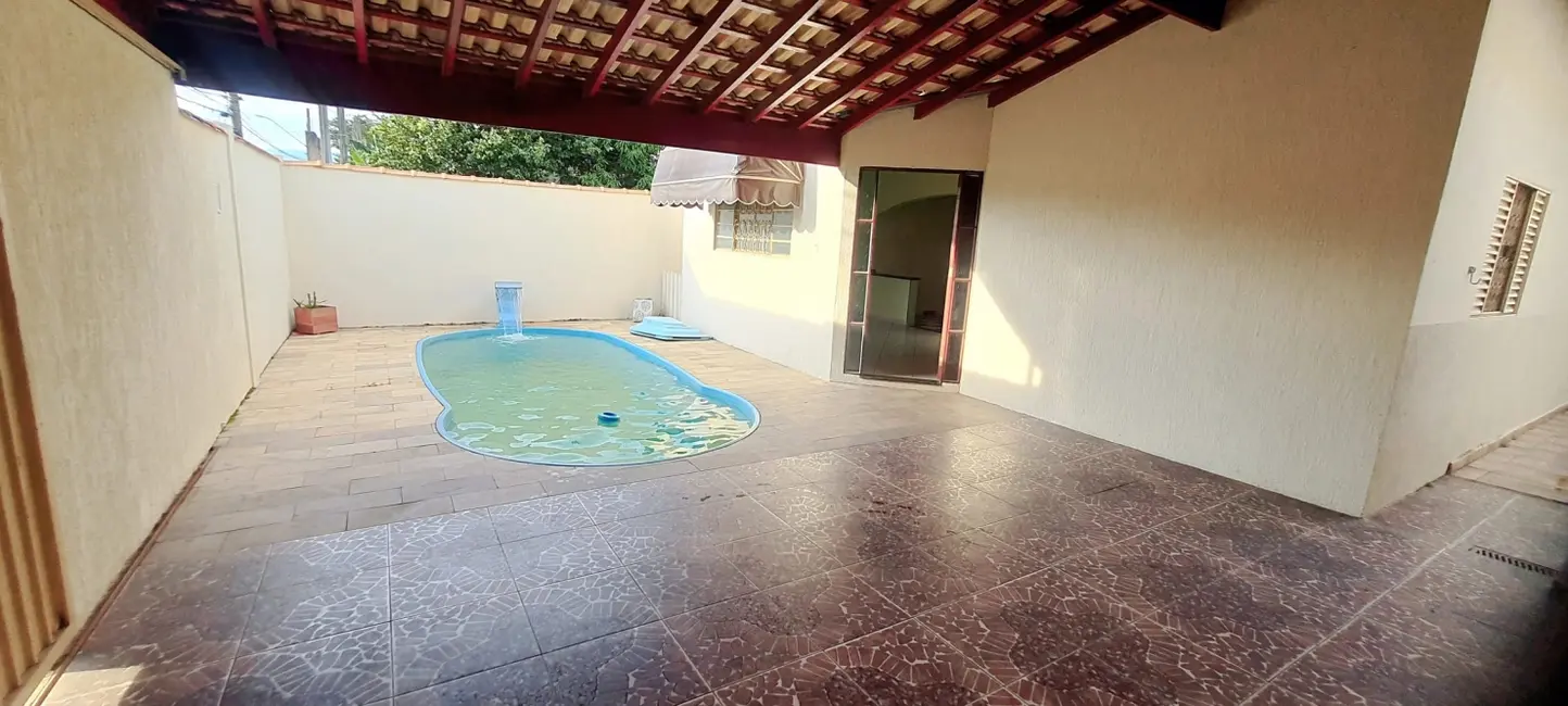 Foto 6 de Casa com 3 quartos à venda, 264m2 em Pindamonhangaba - SP