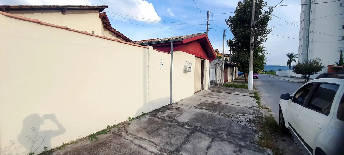 Foto 2 de Casa com 3 quartos à venda, 264m2 em Pindamonhangaba - SP