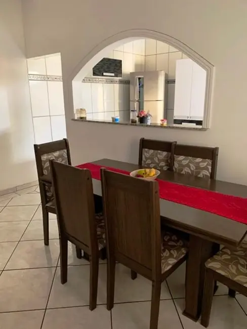 Foto 4 de Casa com 3 quartos à venda, 150m2 em Loteamento Residencial Andrade, Pindamonhangaba - SP