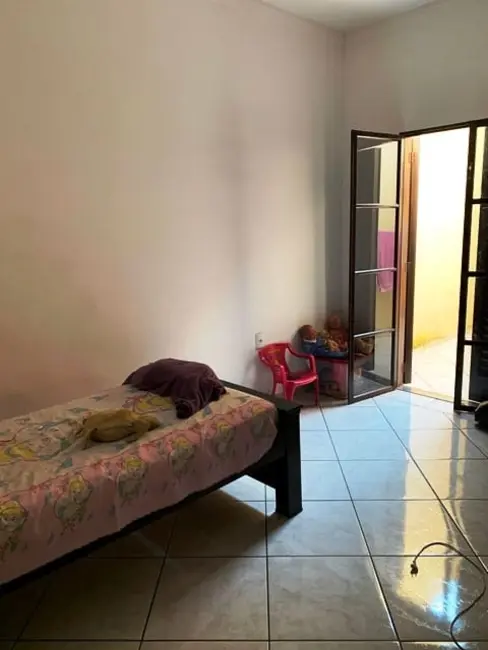 Foto 9 de Casa com 3 quartos à venda, 150m2 em Loteamento Residencial Andrade, Pindamonhangaba - SP