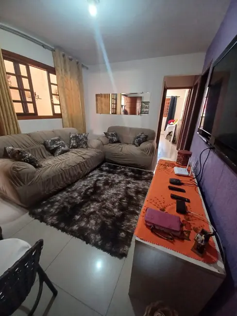 Foto 4 de Casa com 3 quartos à venda, 144m2 em Residencial e Comercial Cidade Jardim, Pindamonhangaba - SP