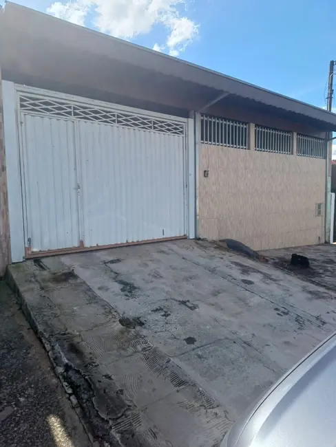 Foto 1 de Casa com 3 quartos à venda, 144m2 em Residencial e Comercial Cidade Jardim, Pindamonhangaba - SP