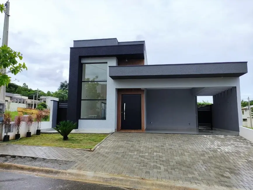 Foto 2 de Casa de Condomínio com 3 quartos à venda, 136m2 em Chácaras Cataguá, Taubate - SP