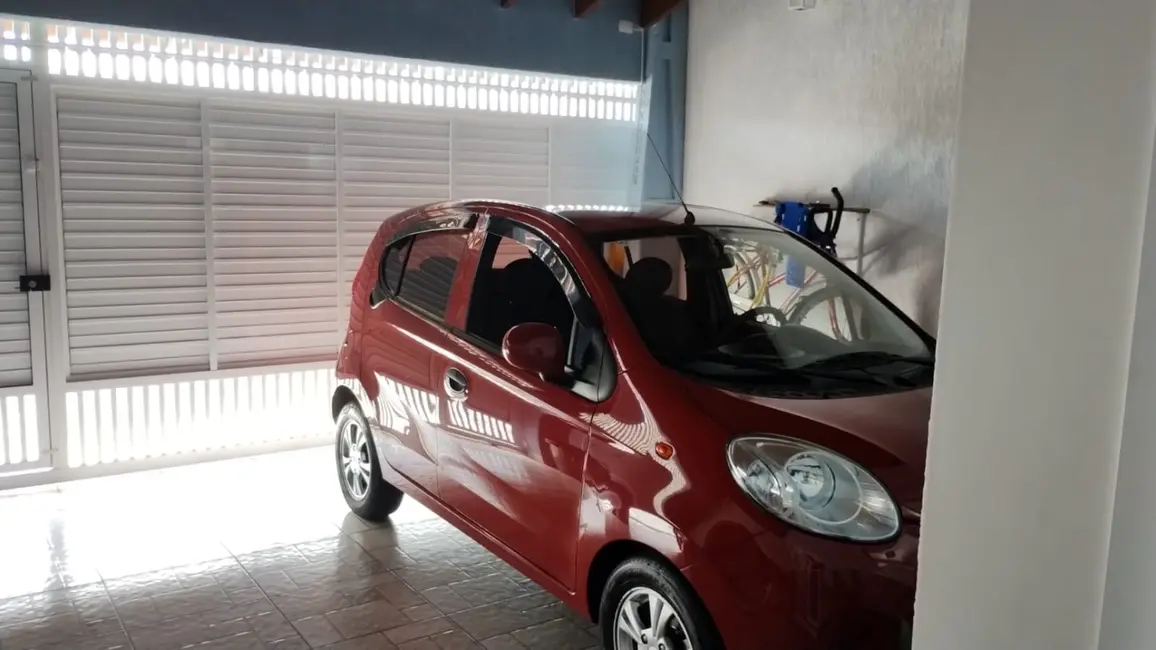 Foto 6 de Casa com 4 quartos à venda, 170m2 em Tremembe - SP