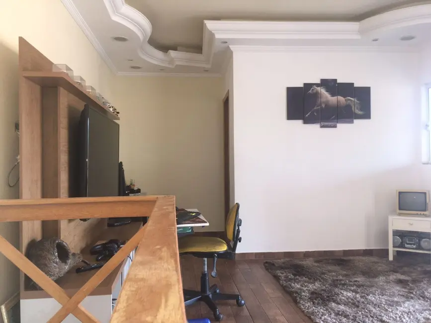 Foto 5 de Casa com 2 quartos à venda, 195m2 em Conjunto Residencial Araretama, Pindamonhangaba - SP