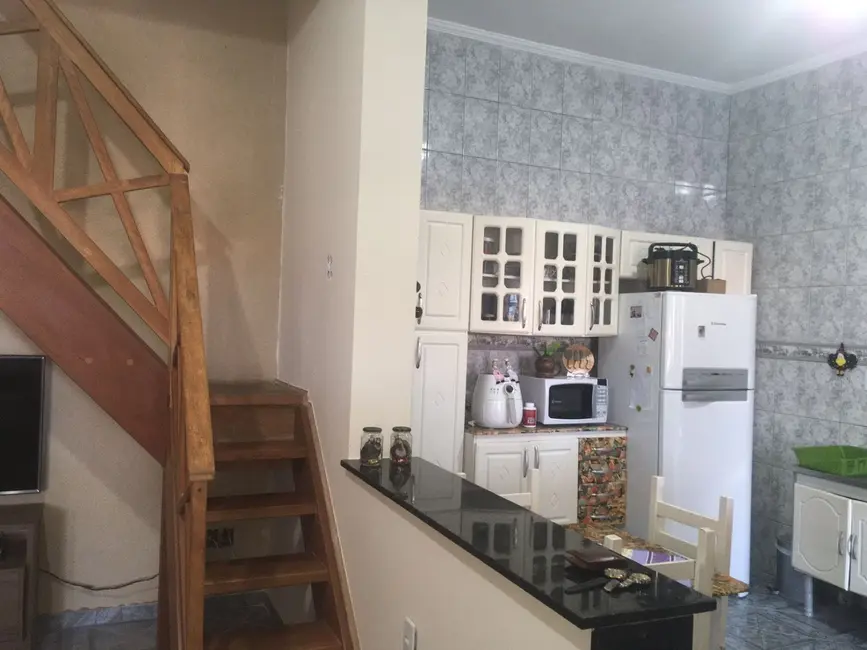 Foto 3 de Casa com 2 quartos à venda, 195m2 em Conjunto Residencial Araretama, Pindamonhangaba - SP