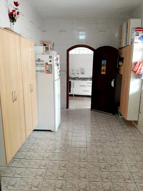 Foto 3 de Casa com 3 quartos à venda, 110m2 em Aparecida - SP