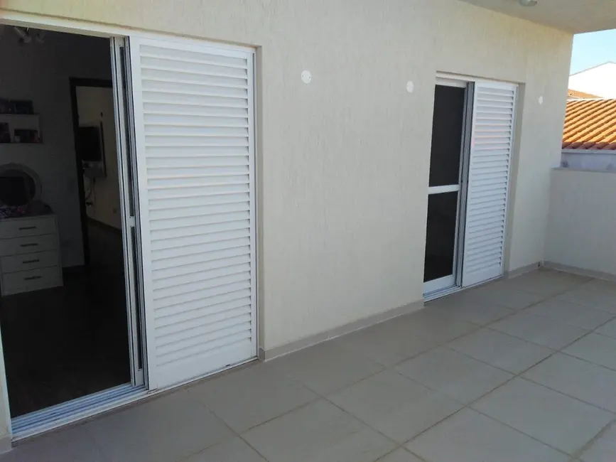 Foto 4 de Casa de Condomínio com 3 quartos à venda, 210m2 em Piracangaguá, Taubate - SP