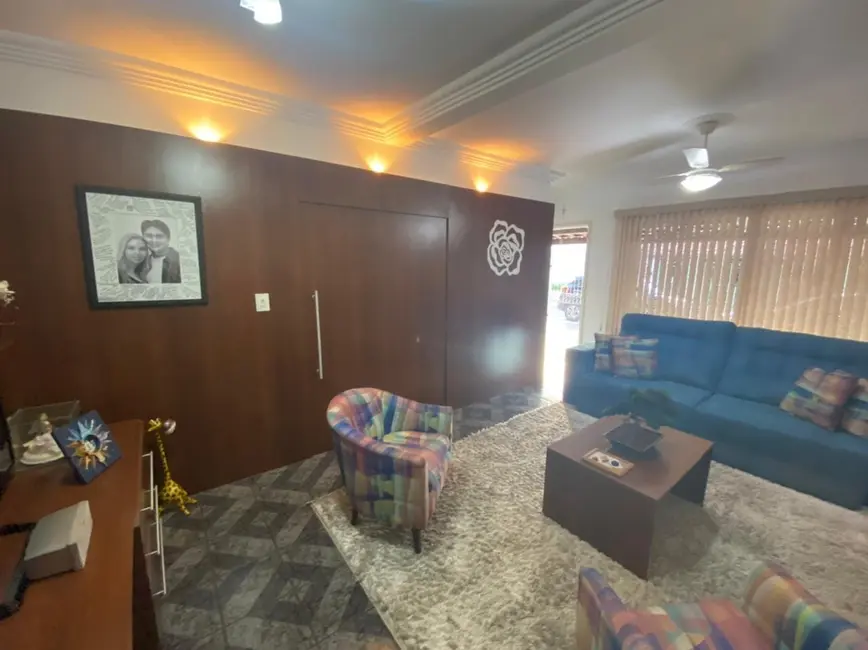 Foto 5 de Casa com 3 quartos à venda, 190m2 em Tremembe - SP
