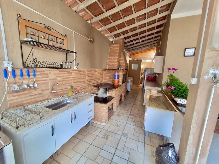 Foto 6 de Casa com 3 quartos à venda, 200m2 em Jardim Santa Cecília, Pindamonhangaba - SP