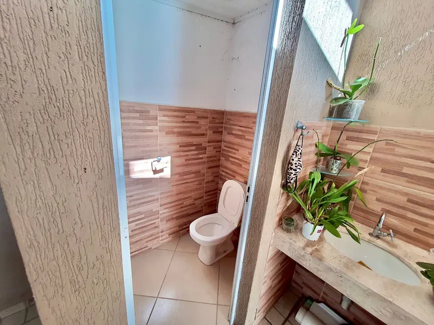 Foto 8 de Casa com 3 quartos à venda, 200m2 em Jardim Santa Cecília, Pindamonhangaba - SP