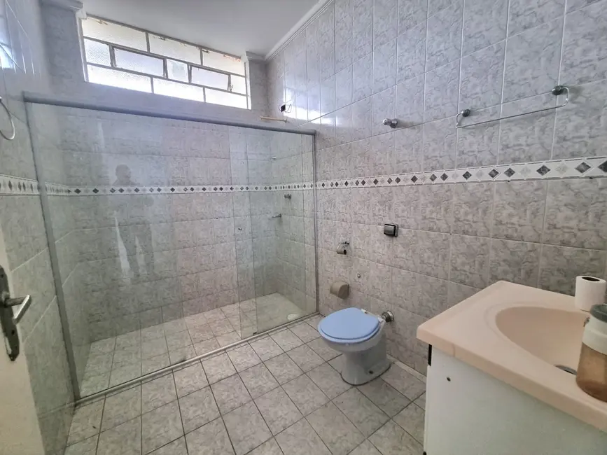 Foto 8 de Casa com 4 quartos à venda, 182m2 em Pindamonhangaba - SP