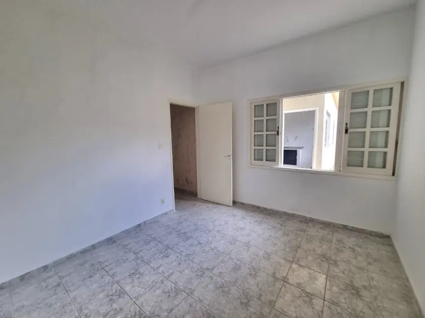 Foto 6 de Casa com 4 quartos à venda, 182m2 em Pindamonhangaba - SP