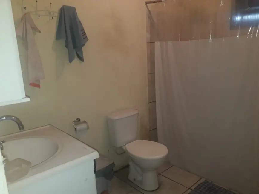 Foto 2 de Casa com 3 quartos à venda, 100m2 em Potim - SP