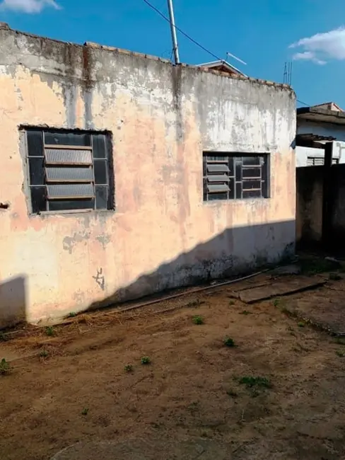 Foto 3 de Casa com 2 quartos à venda, 70m2 em Pindamonhangaba - SP