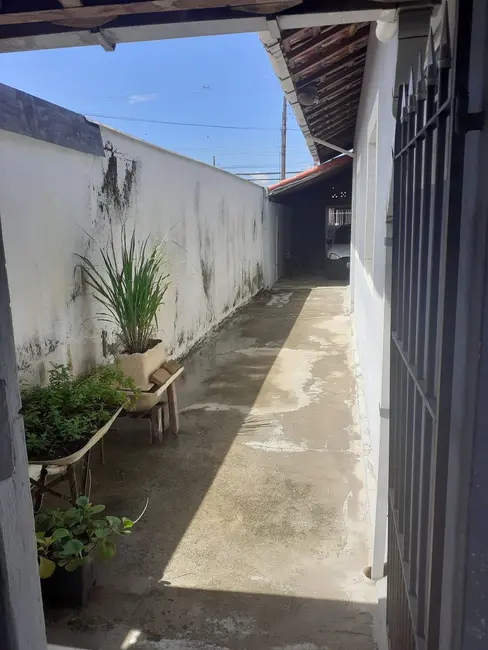 Foto 3 de Casa com 3 quartos à venda, 192m2 em Residencial Maricá, Pindamonhangaba - SP