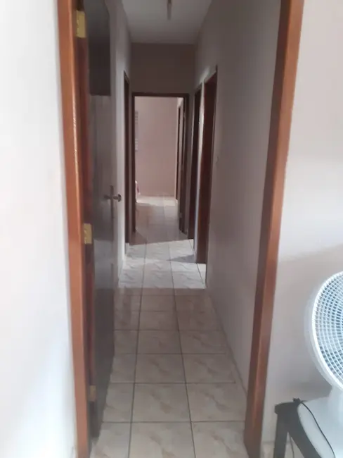 Foto 6 de Casa com 3 quartos à venda, 192m2 em Residencial Maricá, Pindamonhangaba - SP