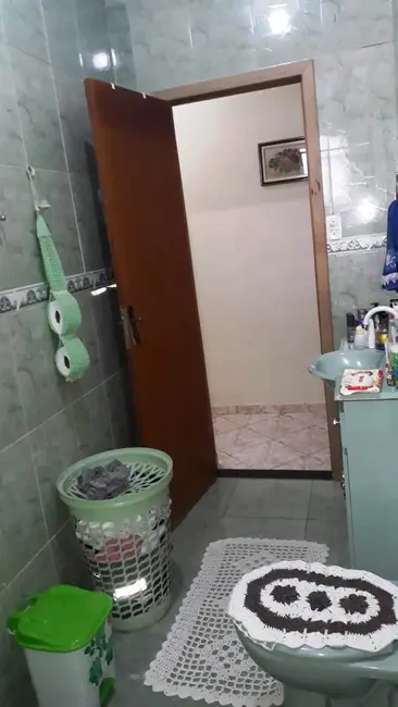 Foto 3 de Casa com 3 quartos à venda, 168m2 em Vila Suiça, Pindamonhangaba - SP