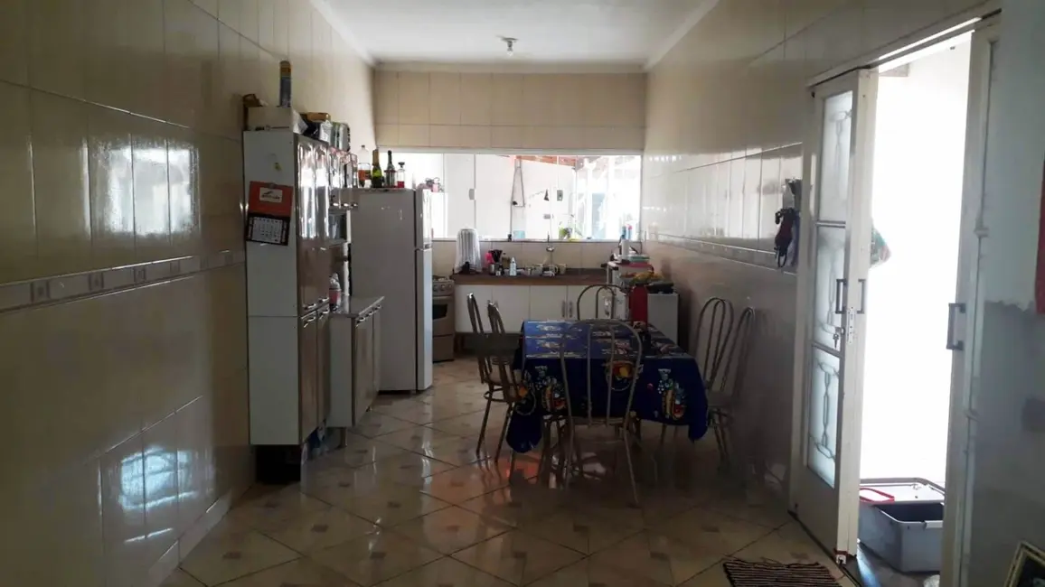 Foto 1 de Casa com 3 quartos à venda, 168m2 em Vila Suiça, Pindamonhangaba - SP