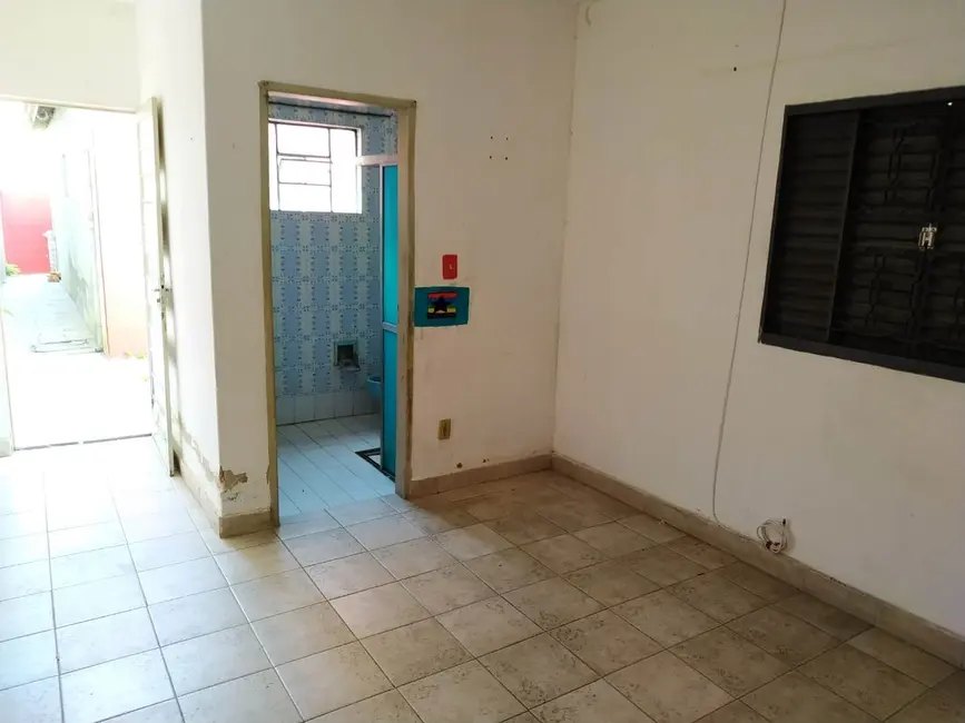 Foto 3 de Casa com 2 quartos à venda, 80m2 em Centro, Pindamonhangaba - SP