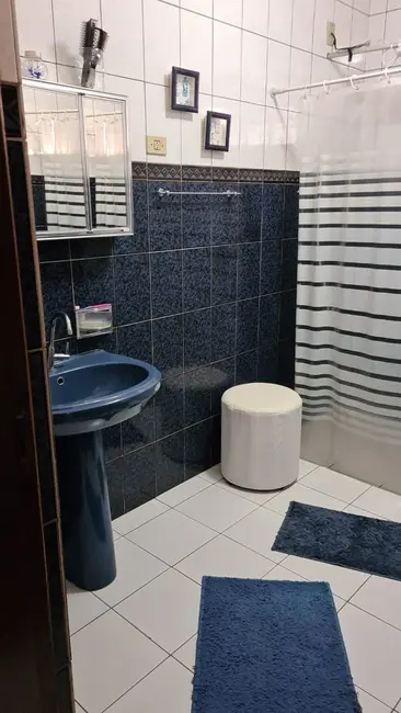 Foto 6 de Sobrado com 4 quartos à venda, 240m2 em Crispim, Pindamonhangaba - SP
