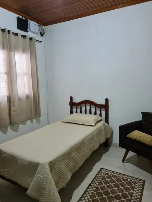 Foto 9 de Sobrado com 4 quartos à venda, 240m2 em Crispim, Pindamonhangaba - SP