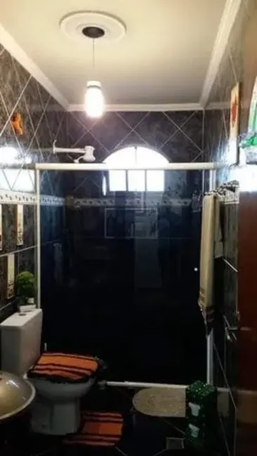 Foto 4 de Casa com 2 quartos à venda, 232m2 em Taubate - SP