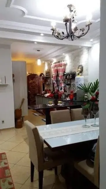 Casa com 2 quartos à venda, 232m2 em Taubate - SP - imagem 5 Foto 5 de Casa com 2 quartos à venda, 232m2 em Taubate - SP