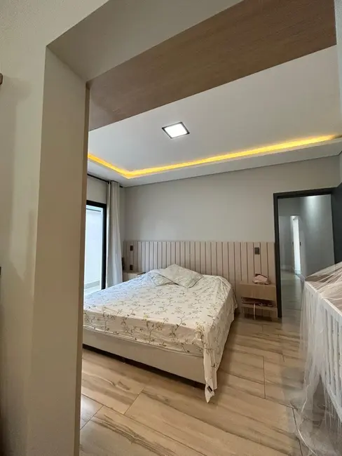 Foto 6 de Casa de Condomínio com 3 quartos à venda, 245m2 em Mombaça, Pindamonhangaba - SP