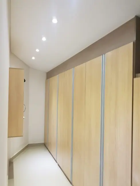 Foto 3 de Casa de Condomínio com 3 quartos à venda, 650m2 em Nossa Senhora do Perpétuo Socorro, Pindamonhangaba - SP