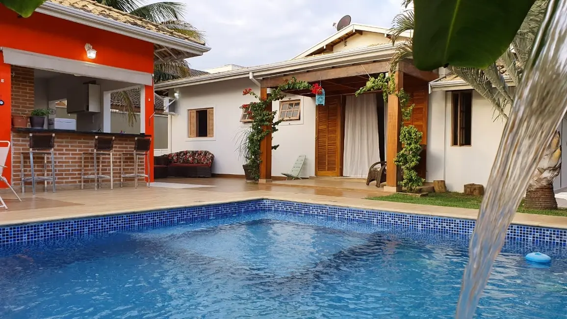 Foto 1 de Casa de Condomínio com 3 quartos à venda, 650m2 em Nossa Senhora do Perpétuo Socorro, Pindamonhangaba - SP