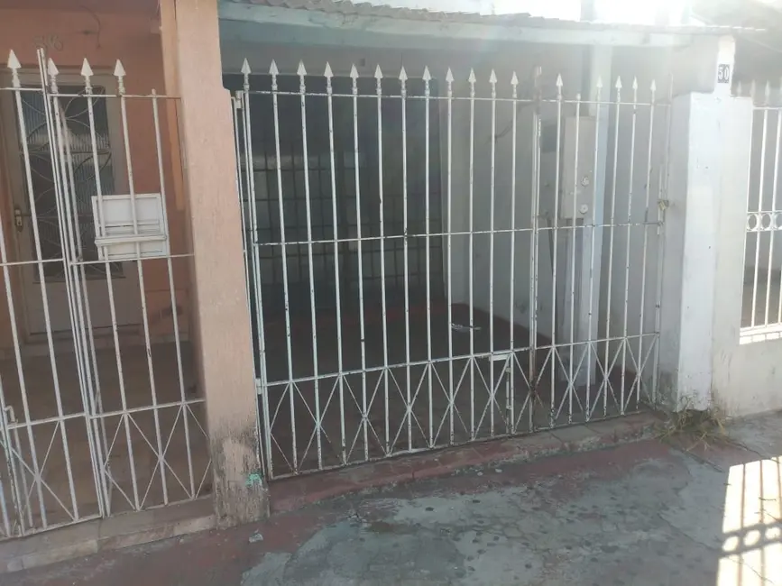 Foto 1 de Casa com 2 quartos à venda, 300m2 em São Benedito, Pindamonhangaba - SP