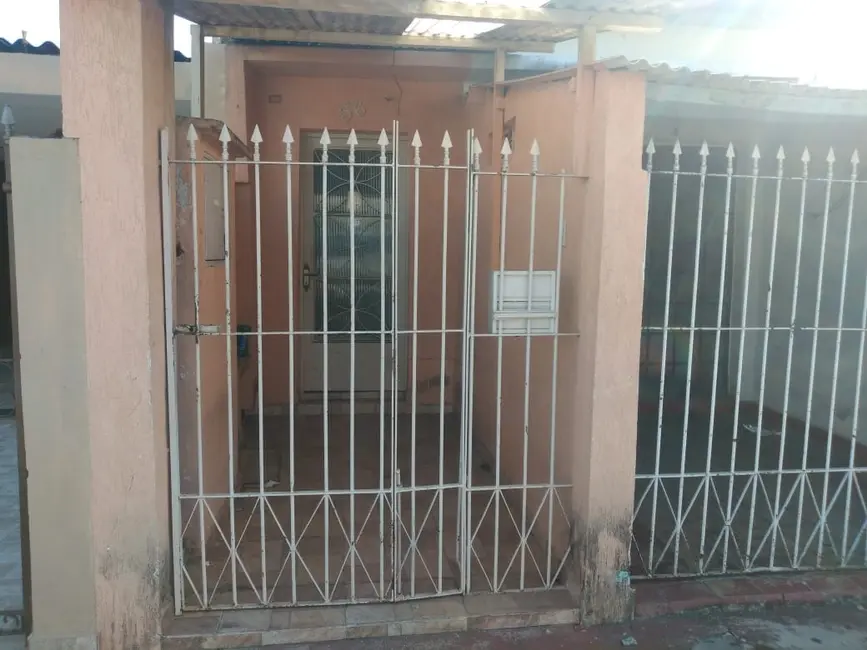 Foto 2 de Casa com 2 quartos à venda, 300m2 em São Benedito, Pindamonhangaba - SP