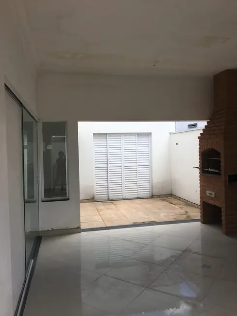 Foto 5 de Casa de Condomínio com 3 quartos à venda, 166m2 em Tremembe - SP