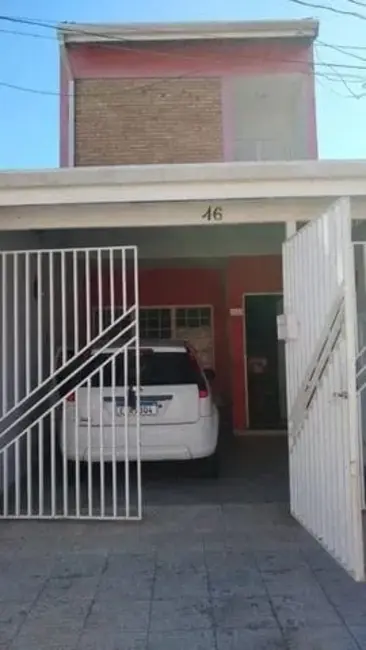 Foto 3 de Sobrado com 3 quartos à venda, 125m2 em Vila Nossa Senhora das Graças, Taubate - SP