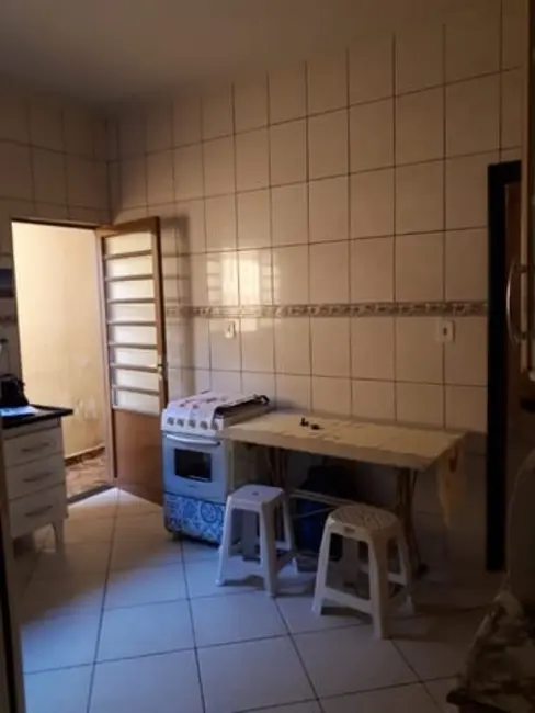 Foto 7 de Sobrado com 4 quartos à venda, 185m2 em Residencial Maricá, Pindamonhangaba - SP