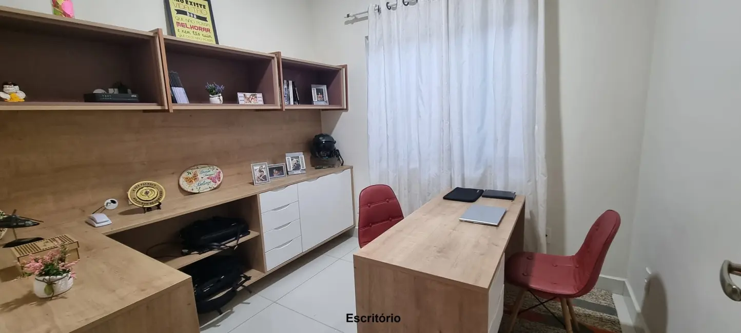 Foto 6 de Casa de Condomínio com 4 quartos à venda, 360m2 em Pindamonhangaba - SP