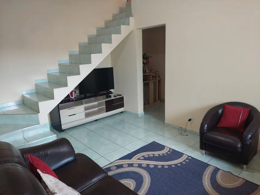 Foto 4 de Casa com 3 quartos à venda, 162m2 em Pindamonhangaba - SP