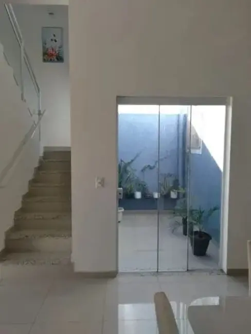 Foto 8 de Casa de Condomínio com 5 quartos à venda, 198m2 em Residencial Maricá, Pindamonhangaba - SP