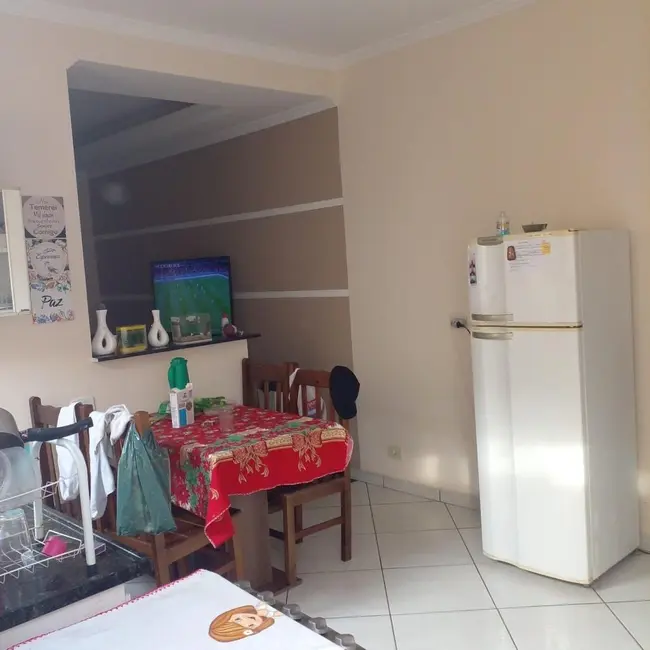 Foto 2 de Casa com 2 quartos à venda, 125m2 em Jardim Sandra Maria, Taubate - SP