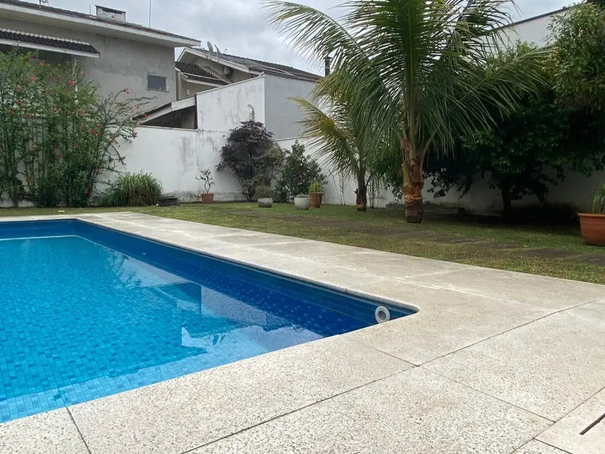 Casa de Condomínio com 3 quartos à venda, 322m2 em Tremembe - SP - imagem 5 Foto 5 de Casa de Condomínio com 3 quartos à venda, 322m2 em Tremembe - SP