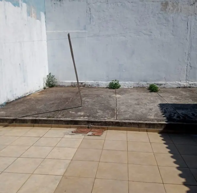 Foto 4 de Sobrado com 4 quartos à venda, 250m2 em Pindamonhangaba - SP