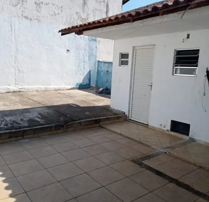 Foto 5 de Sobrado com 4 quartos à venda, 250m2 em Pindamonhangaba - SP