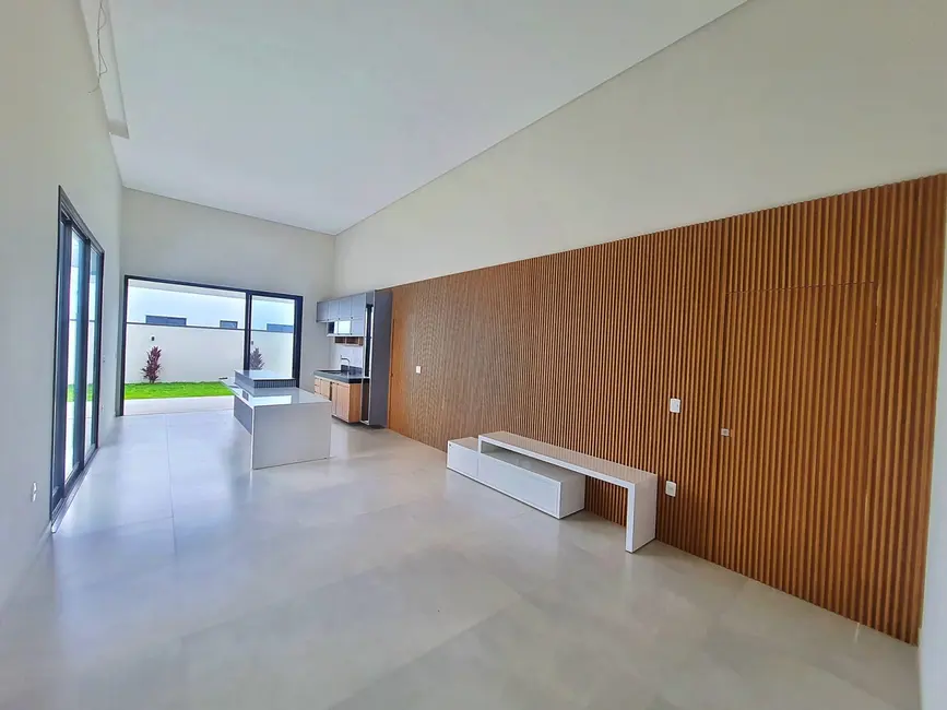 Foto 5 de Casa de Condomínio com 3 quartos à venda, 143m2 em Jardim Marlene Miranda, Taubate - SP