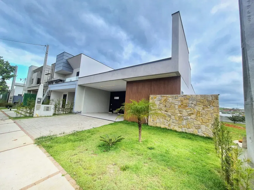 Foto 2 de Casa de Condomínio com 3 quartos à venda, 143m2 em Jardim Marlene Miranda, Taubate - SP